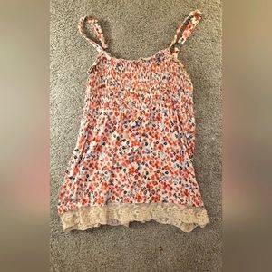 Flowy Tank